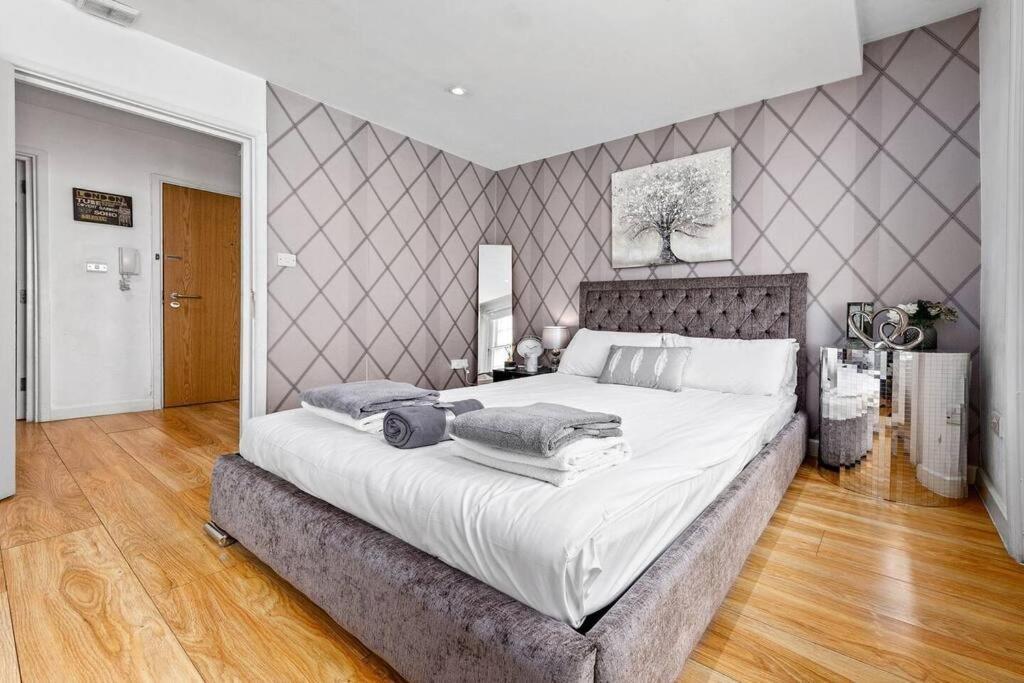 3 Bedroom Apartment In Haymarket Central London Sleep 10 Hy2 Exteriér fotografie