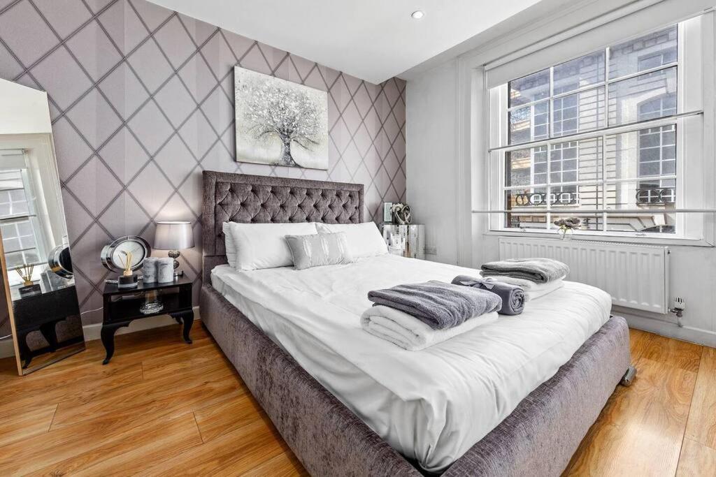 3 Bedroom Apartment In Haymarket Central London Sleep 10 Hy2 Exteriér fotografie