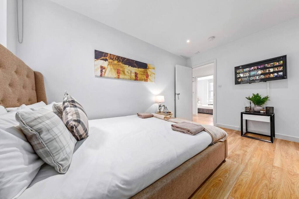 3 Bedroom Apartment In Haymarket Central London Sleep 10 Hy2 Exteriér fotografie