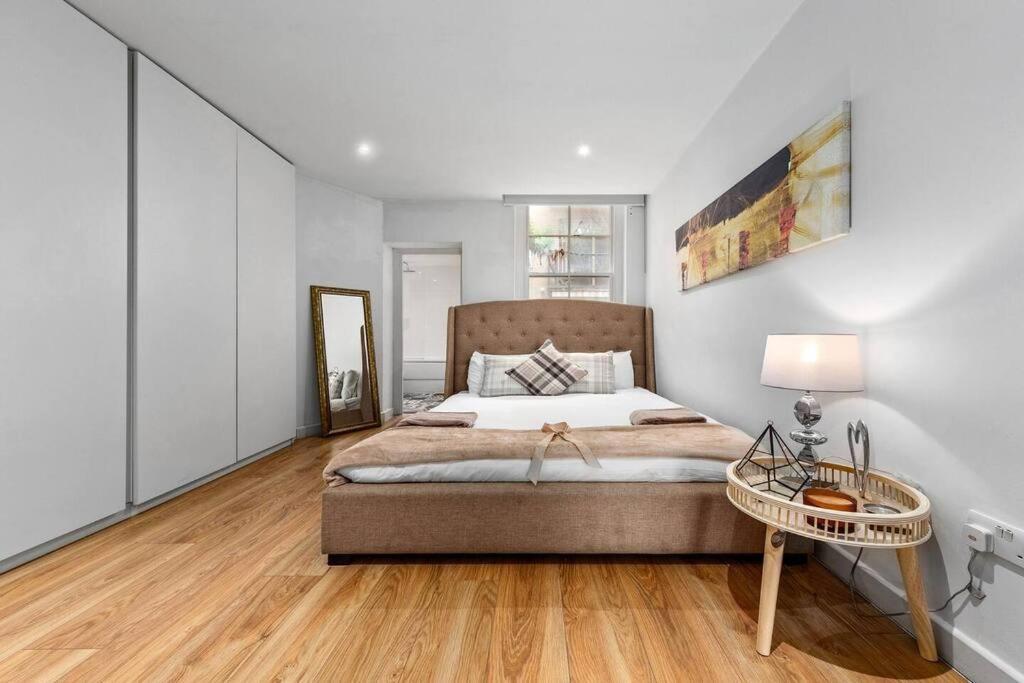 3 Bedroom Apartment In Haymarket Central London Sleep 10 Hy2 Exteriér fotografie