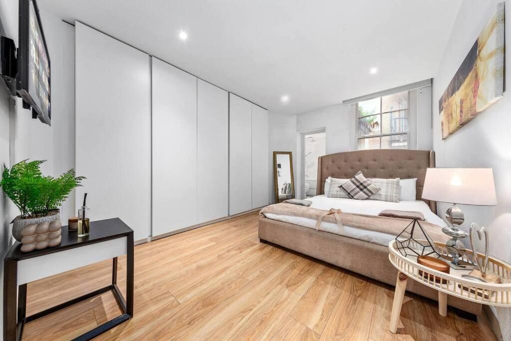 3 Bedroom Apartment In Haymarket Central London Sleep 10 Hy2 Exteriér fotografie