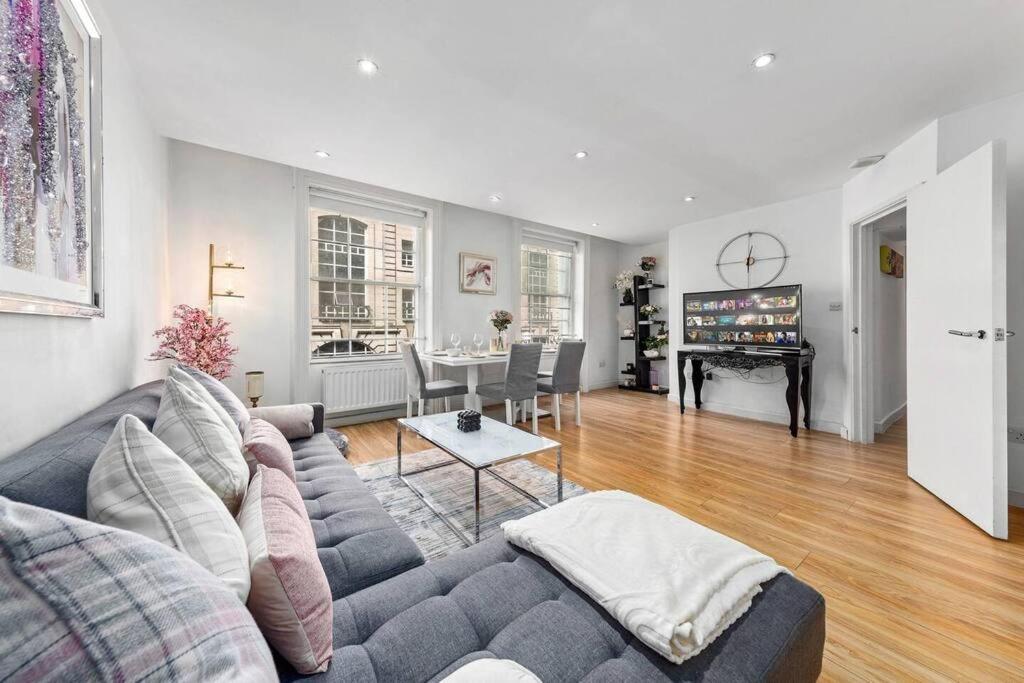 3 Bedroom Apartment In Haymarket Central London Sleep 10 Hy2 Exteriér fotografie