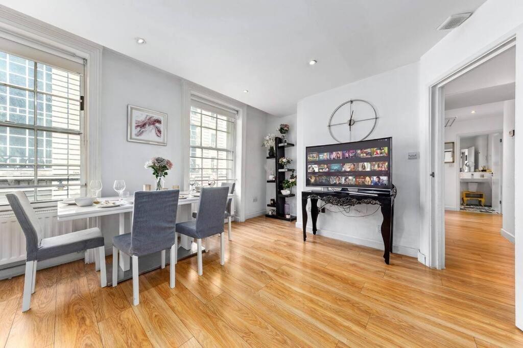 3 Bedroom Apartment In Haymarket Central London Sleep 10 Hy2 Exteriér fotografie